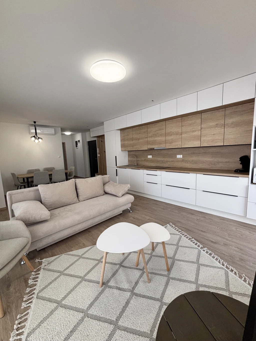 Balatonlelle – új építésű, két teraszos lakás 100 méterre a Balatontól