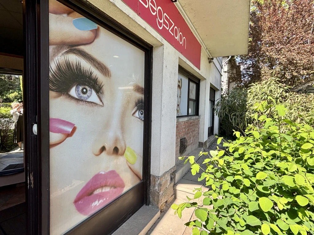 Eladó ÜZLETHELYSÉG Farkasvölgyben