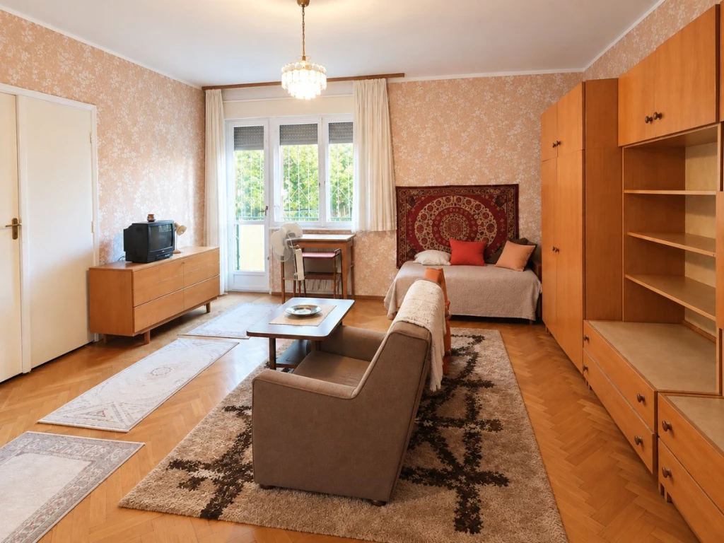 c3-1-name c2-19-name, Debrecen, Nagyerdő