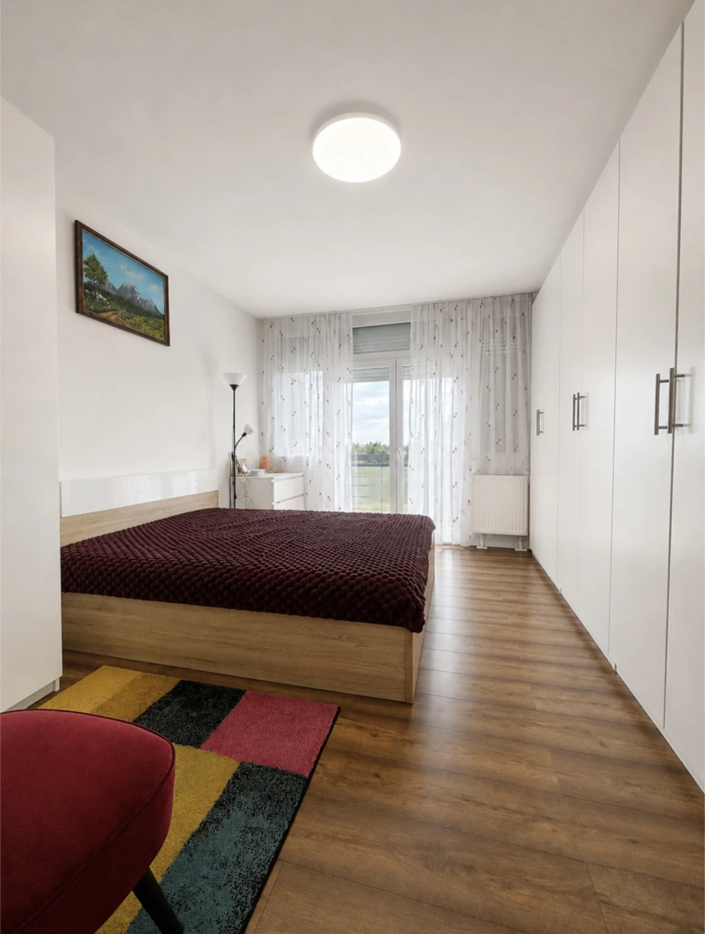 Újpesten, az Izzó lakótelepen eladó egy 69 m²-es, felújított lakás.