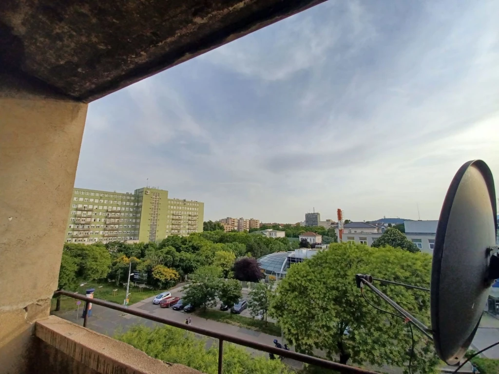 For sale brick flat, Budapest VIII. kerület, Kerepesdűlő