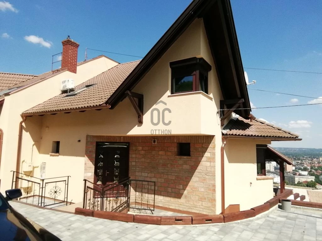 For sale semi-detached house, Pécs, Mecsekoldal-Makár, Felsőmakár dűlő