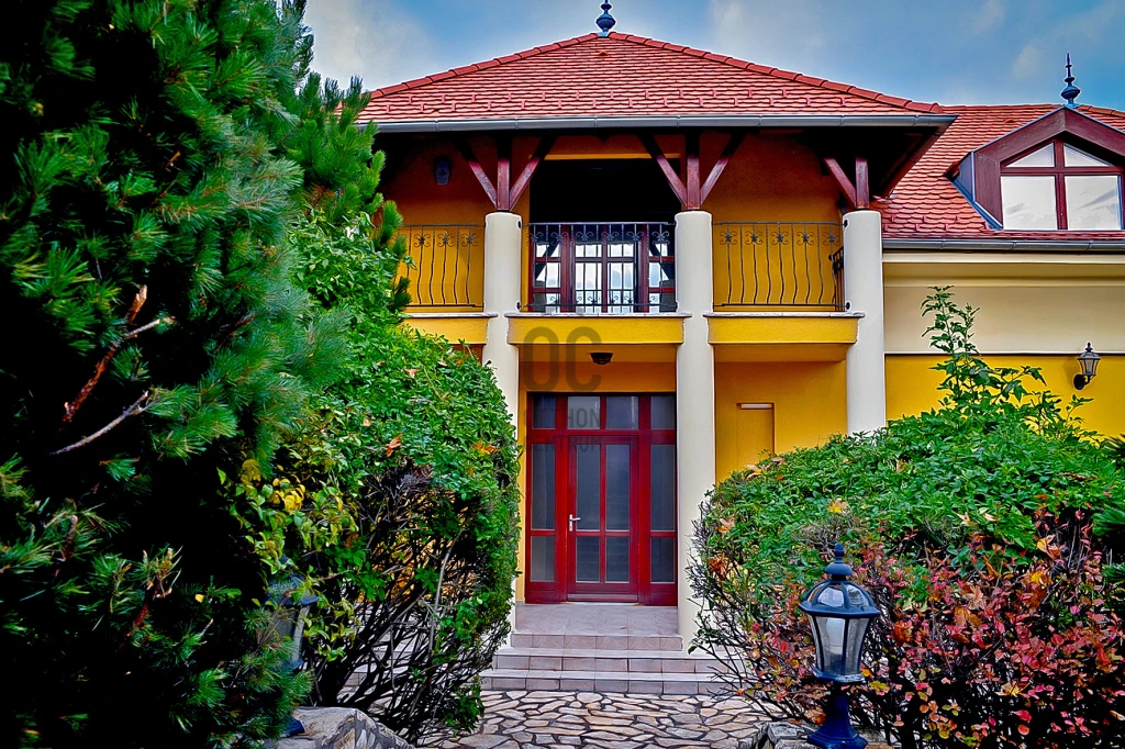Eladó családi ház, Pécs, Mecsekoldal-Donátus