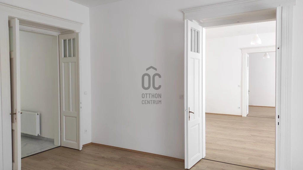 For sale condominium, Eger, Belváros