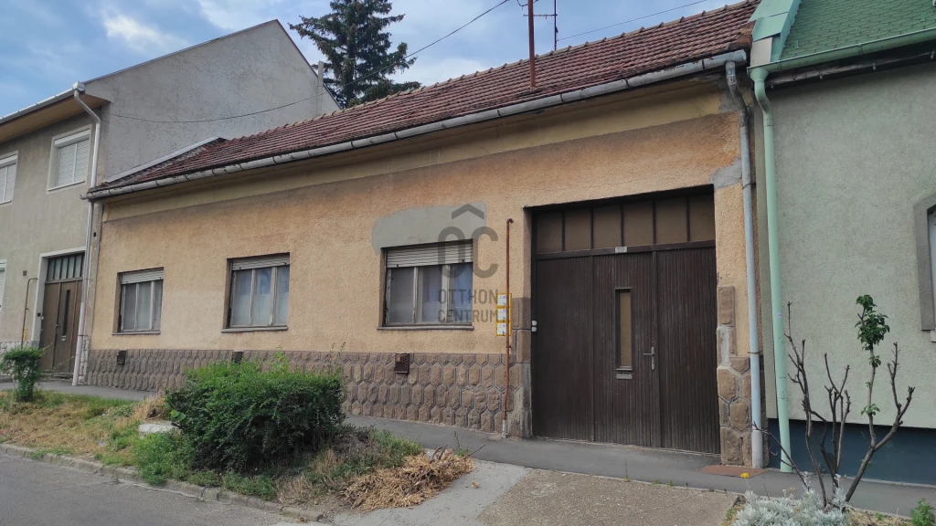 Eladó családi ház, Eger, Hatvanihóstya