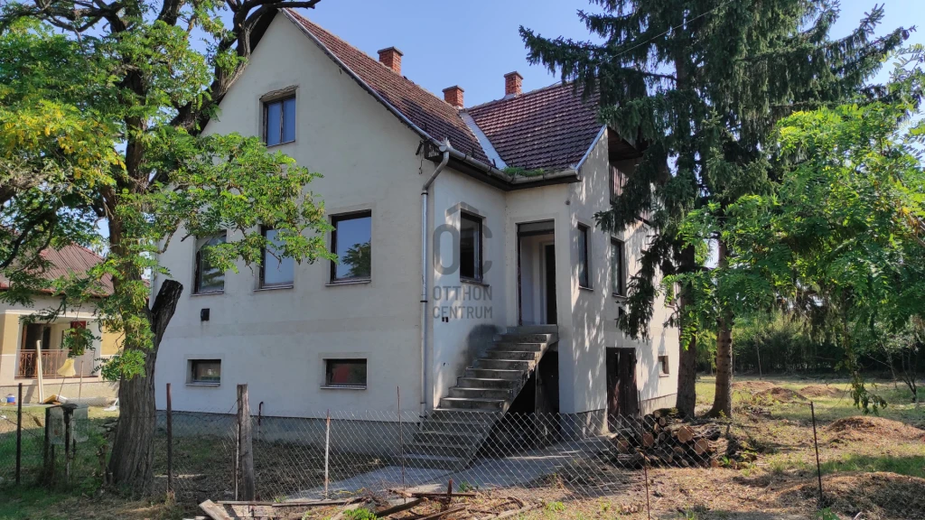 Eladó családi ház, Poroszló, Poroszló