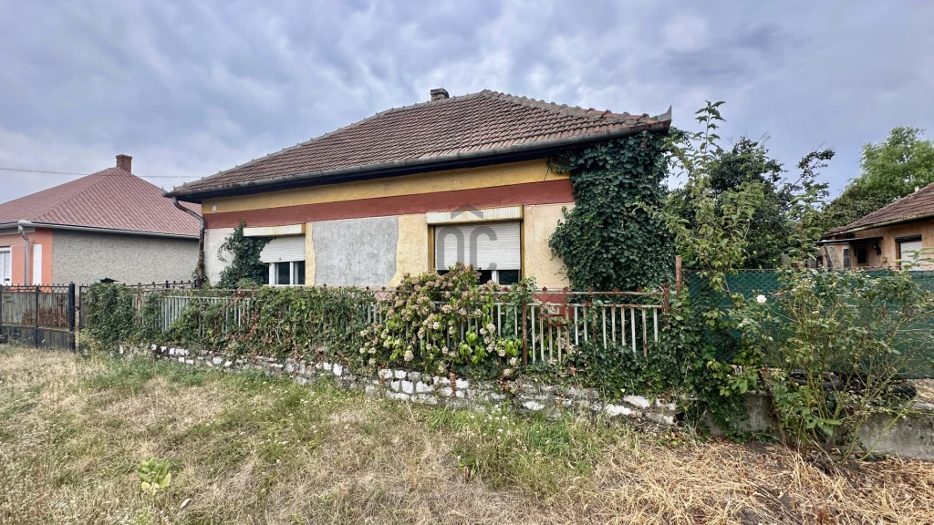 c3-1-name c2-1-name, Szihalom, Szihalom