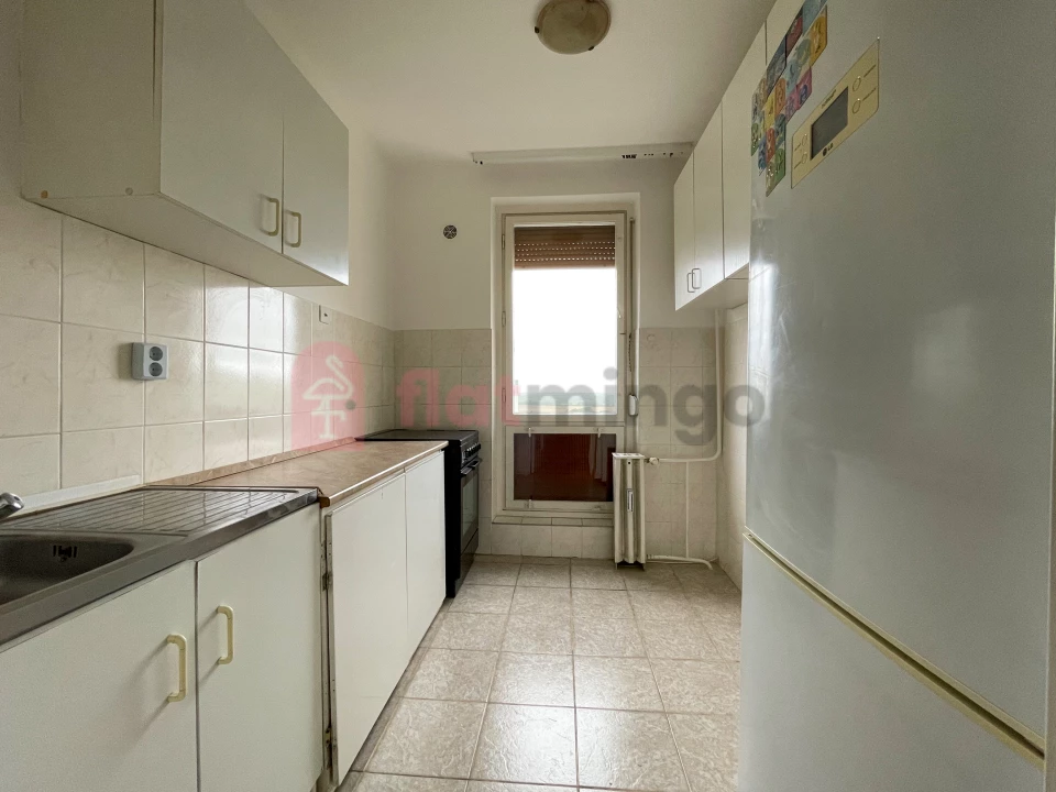 For sale panel flat, Pécs