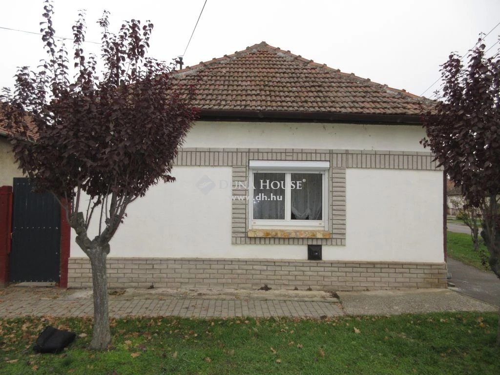 For sale house, Tokaj