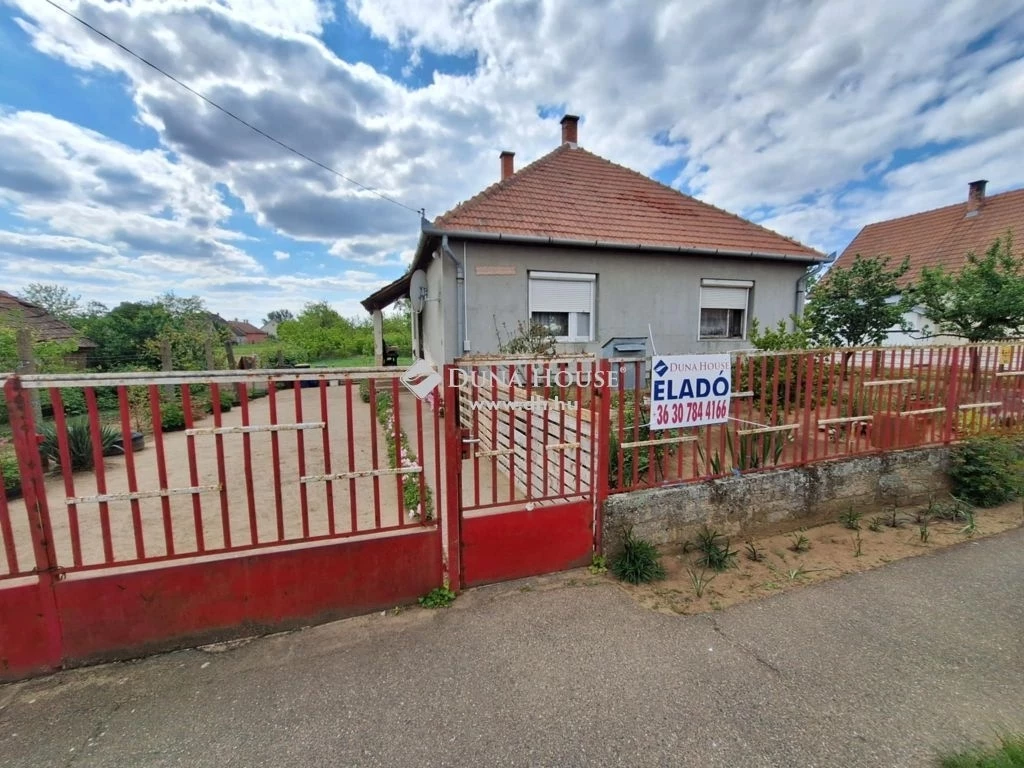 Eladó ház, Pátroha