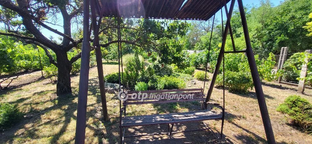 Eladó Telek, Győr