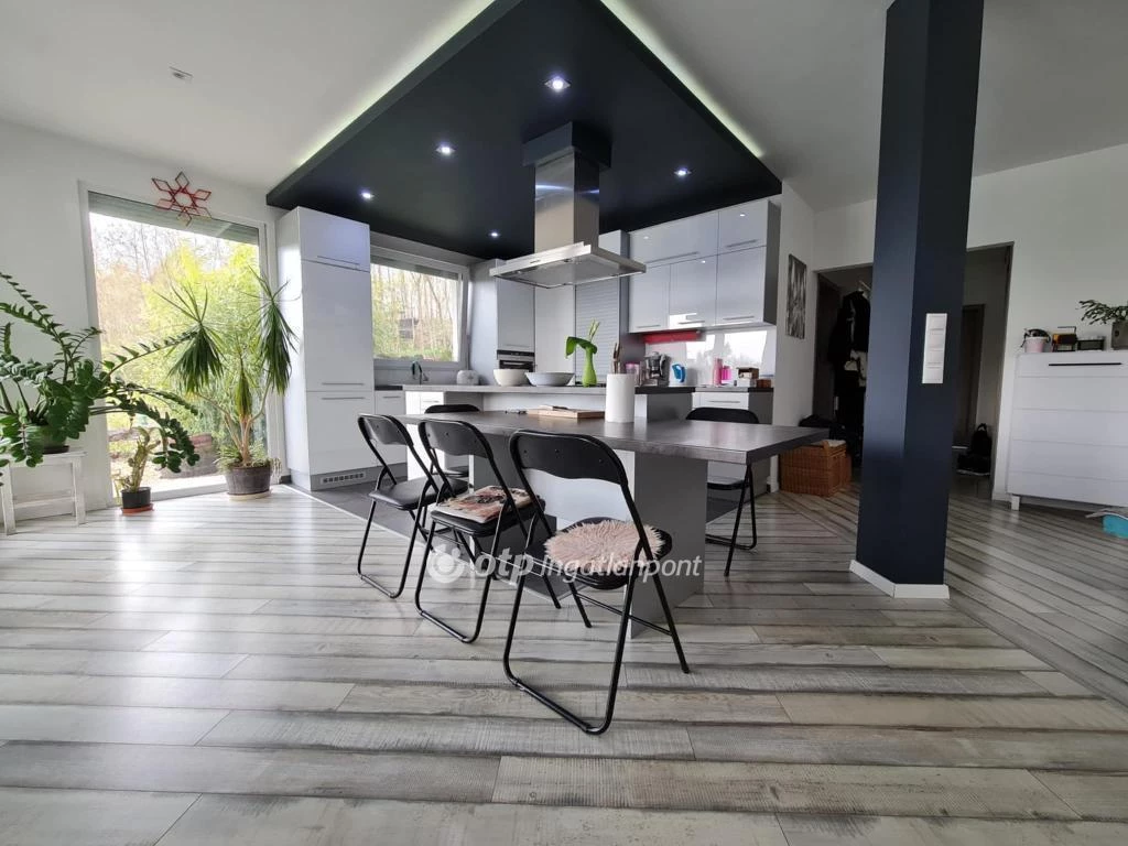 Eladó Ház, Szerecseny