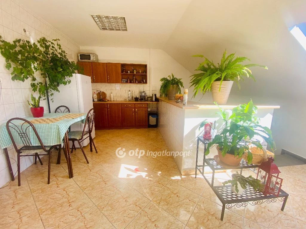 Eladó Ház, Rábapatona