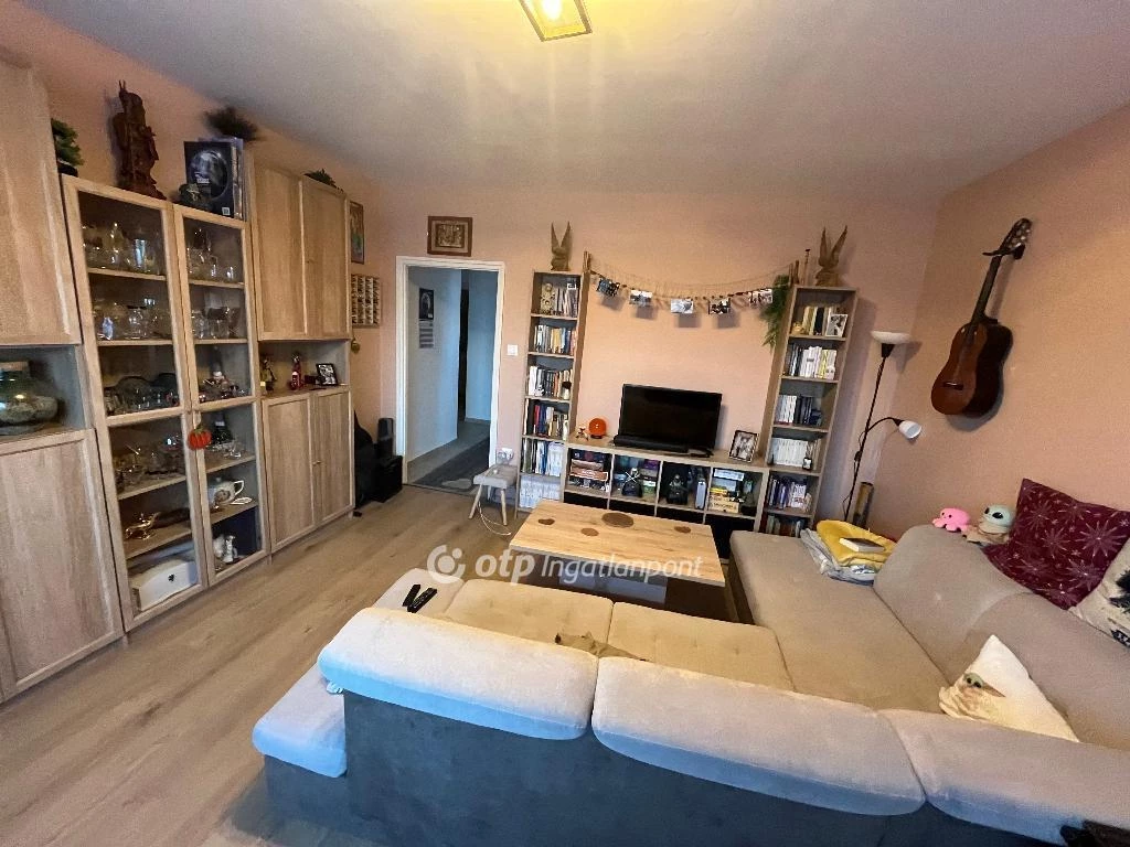 For sale other flat, Mosonmagyaróvár, Városközpont