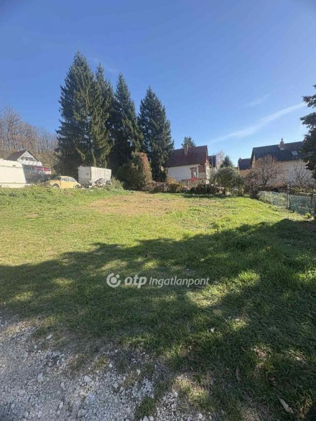 Eladó Telek, Döbrönte