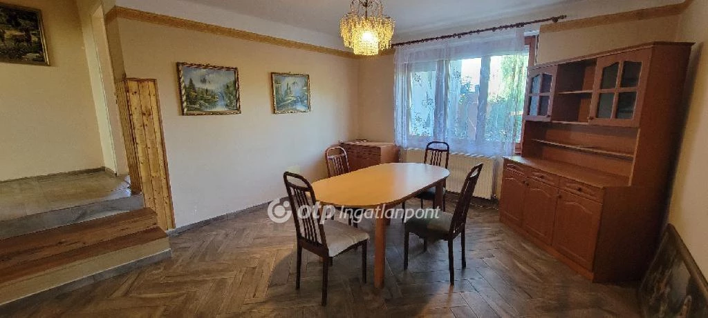 Eladó Lakás, Győr