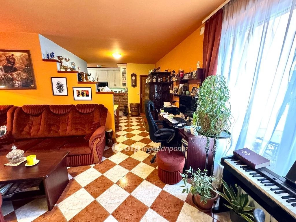 c3-1-name c2-1-name, Nyúl, Veres Péter utca