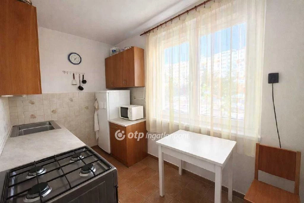 Eladó Lakás, Győr