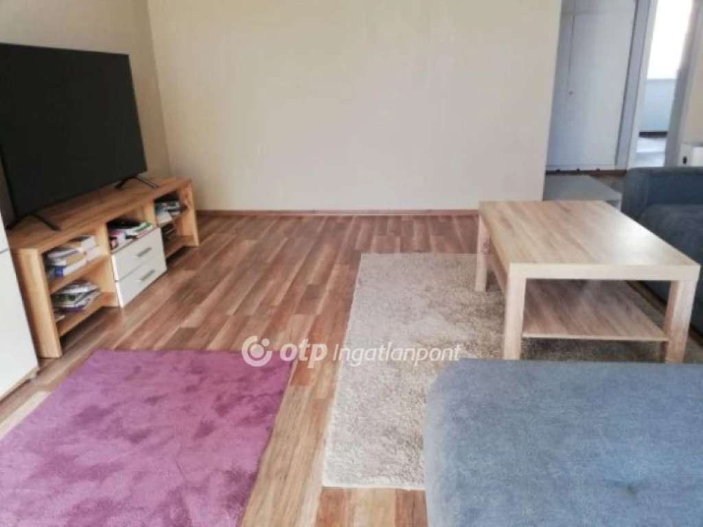 Eladó Lakás, Szigetszentmiklós