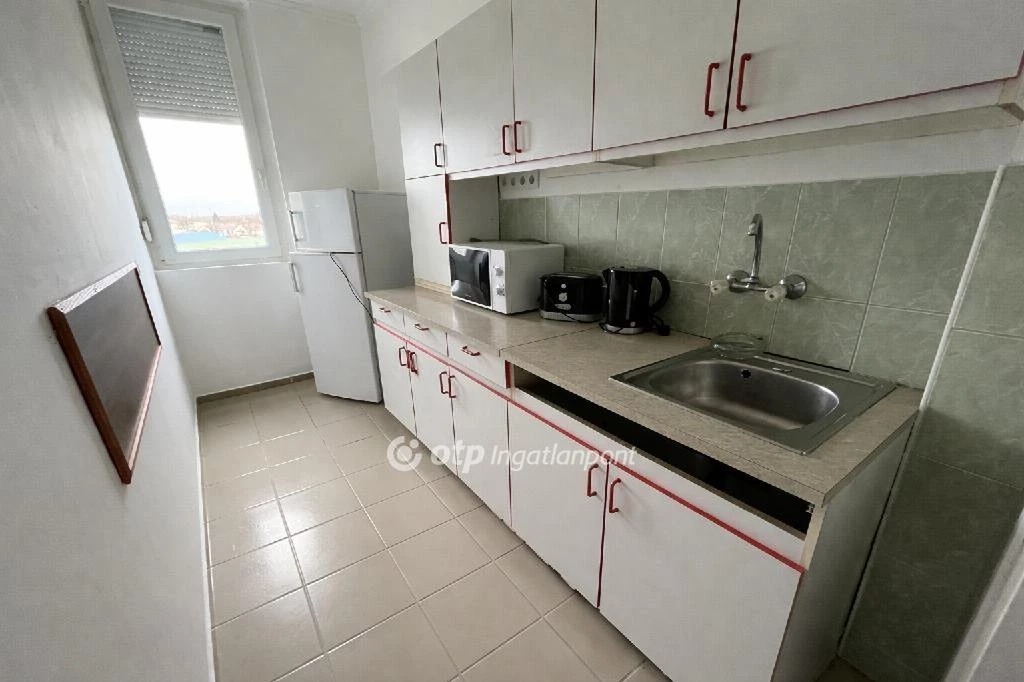 For sale brick flat, Mosonmagyaróvár