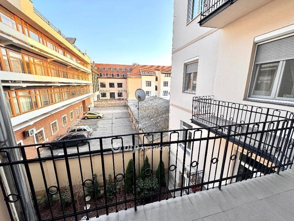 For sale brick flat, Győr, Győr-Belváros, Árpád út