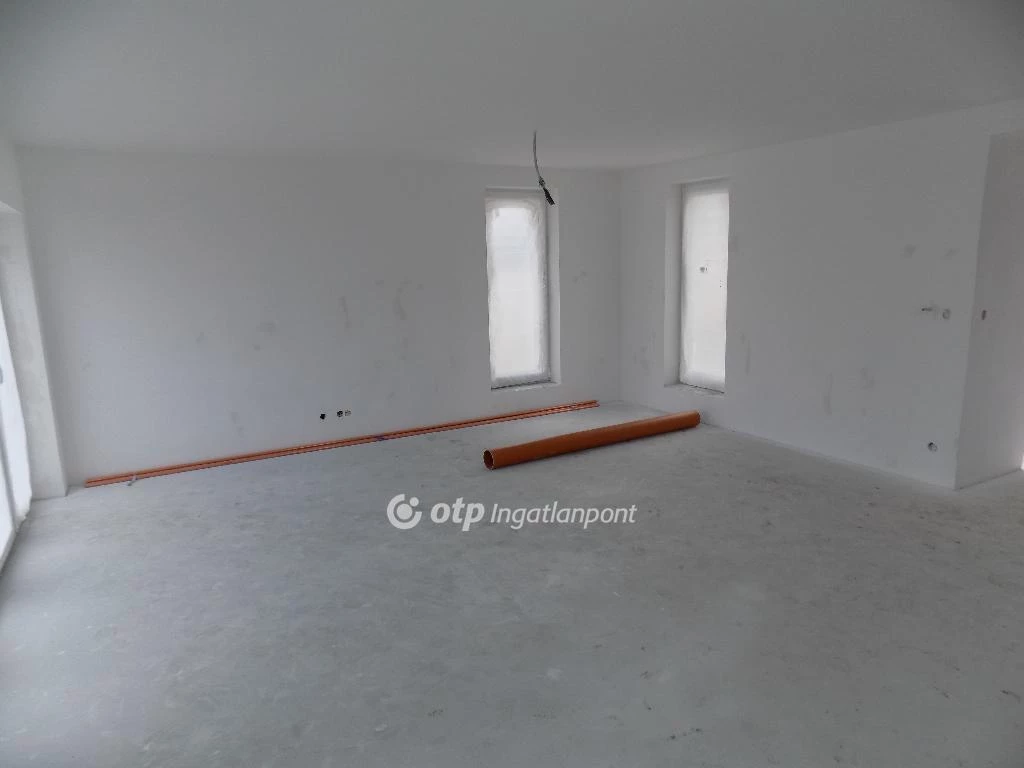 Eladó Ház, Győrzámoly