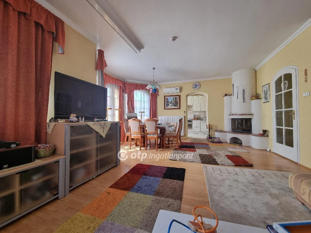 c3-1-name c2-1-name, Pápa