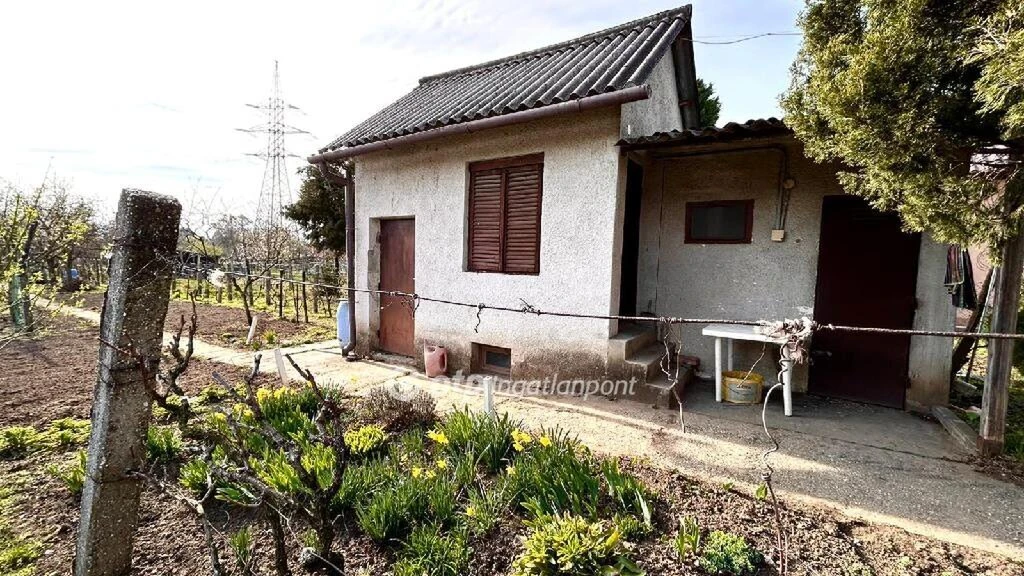 c3-1-name c2-53-name, Győr, Sashegy, Csendes utca