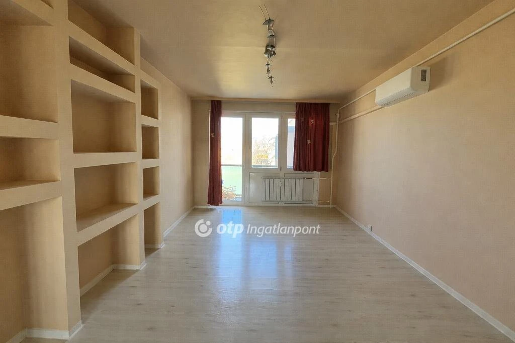 c3-1-name c2-20-name, Győr, Nádorváros