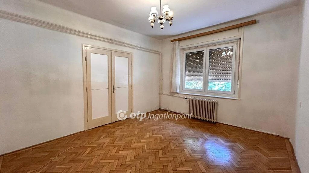 Eladó Lakás, Győr