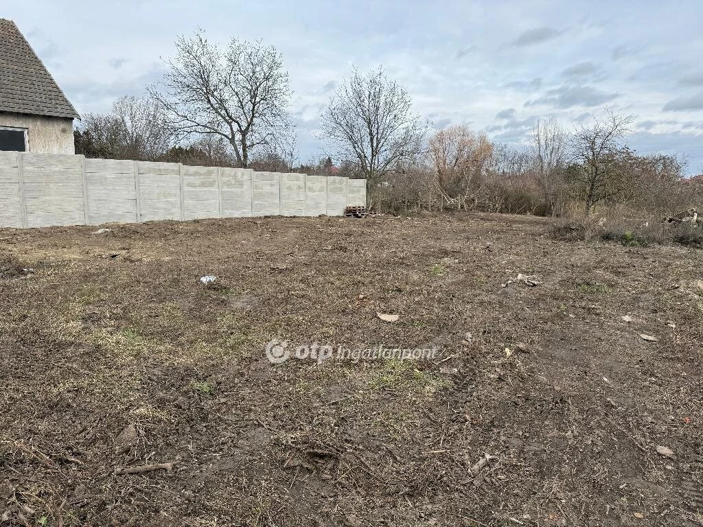 c3-1-name c2-50-name, Pér, Rákóczi utca