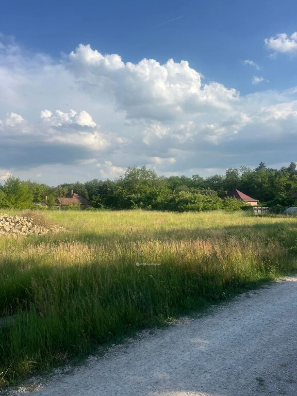 Eladó Telek, Bőny