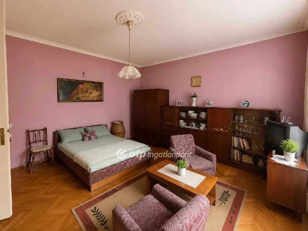 Eladó Lakás, Győr
