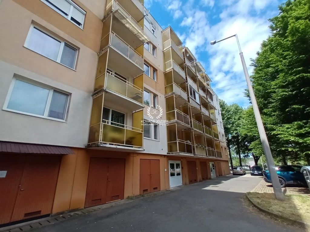 Eladó Lakás, Ózd Szent István utca 14.900.000 Ft