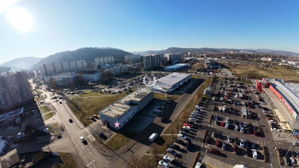 Eladó Üzlethelyiség, Ózd Sárli út 4.500.000 Ft