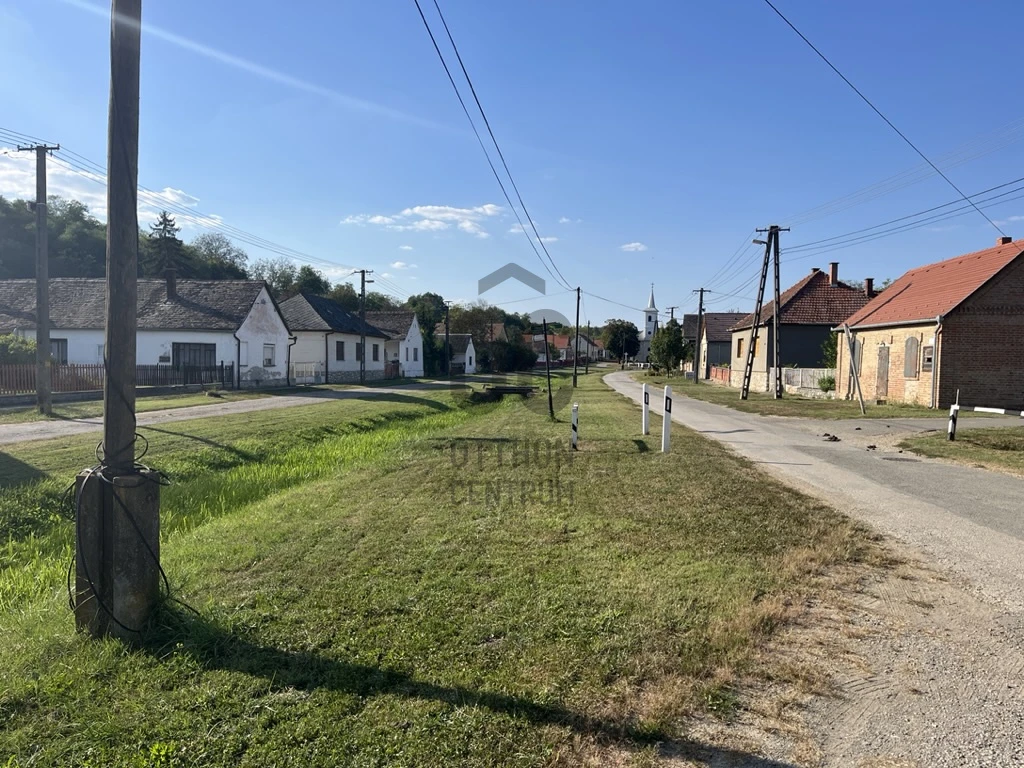 c3-1-name c2-50-name, Kisjakabfalva, Kisjakabfalva, Fő utca