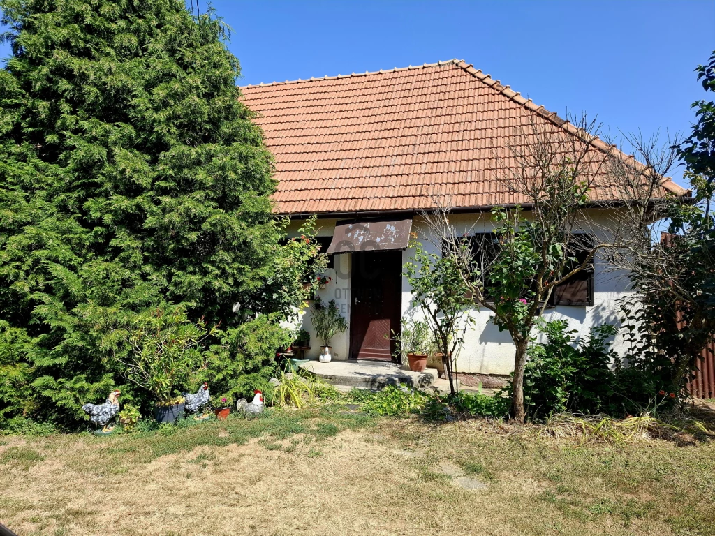 For sale semi-detached house, Szőkéd, Szőkéd