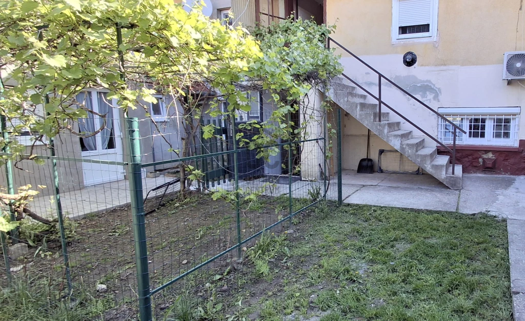 For sale condominium, Pécs, Gyárváros