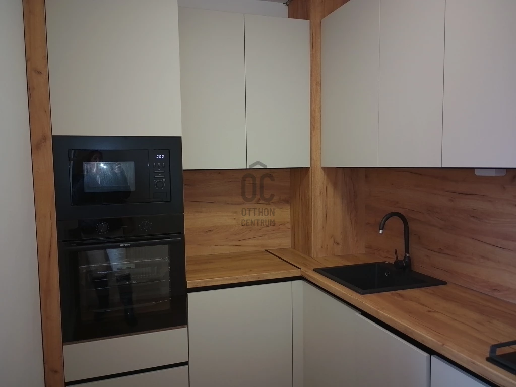 Eladó panellakás, Pécs, Uránváros, Péchy Blanka tér