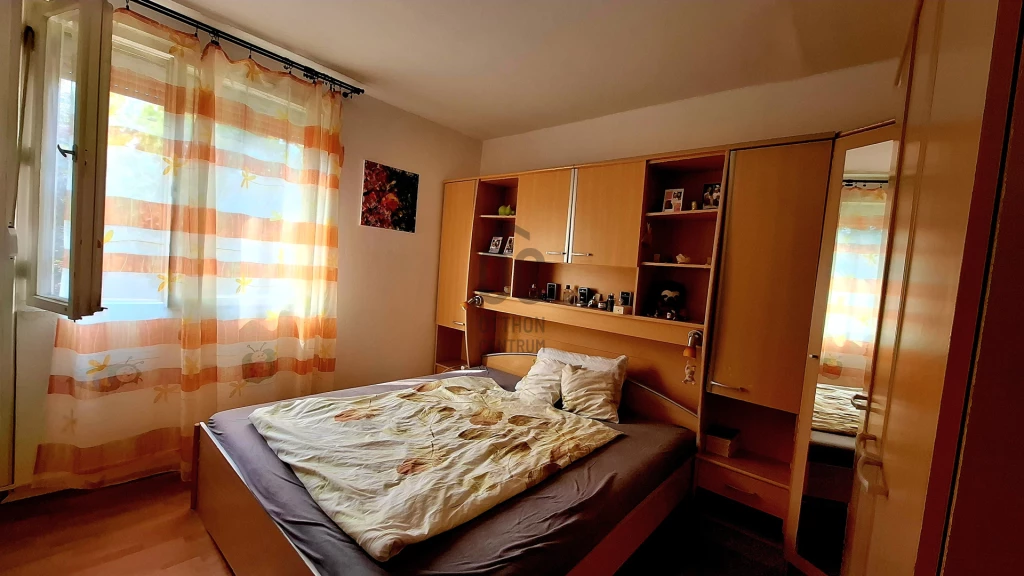 For sale panel flat, Pécs, Kertváros