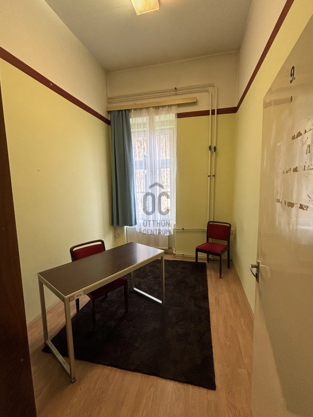 Kiadó iroda, irodaház, Pécs, Belváros