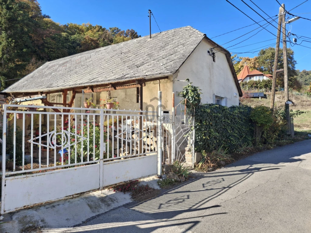 Eladó házrész, Pécs, Somogy