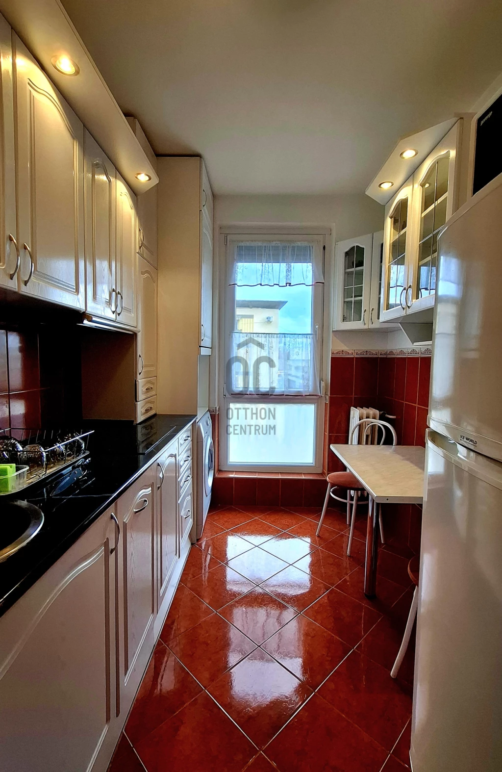 For sale panel flat, Pécs, Belváros