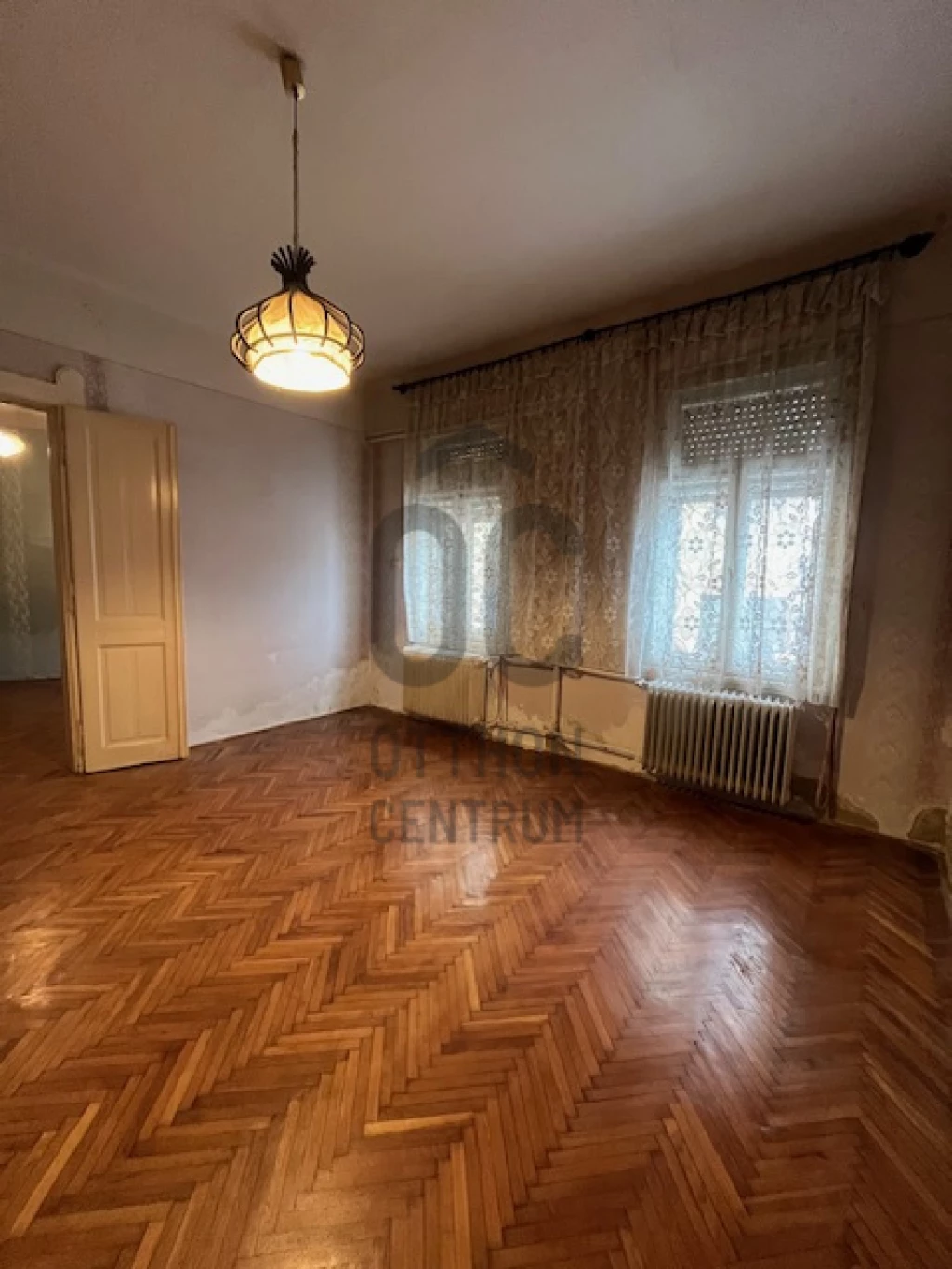 c3-1-name c2-19-name, Pécs, Egyetemváros