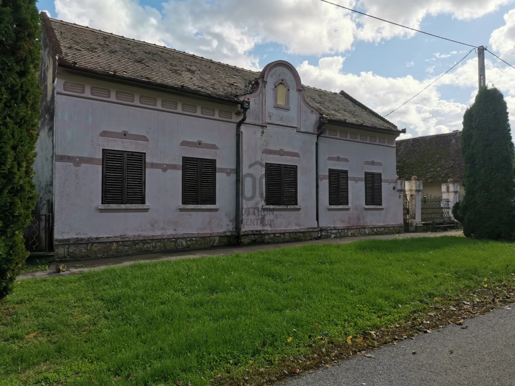 Eladó családi ház, Cún, Cún, Fő utca