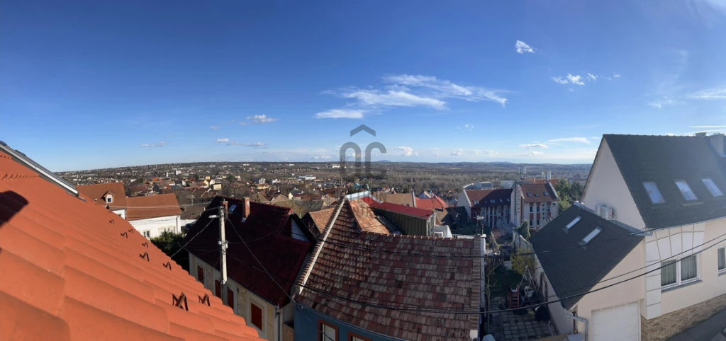 Eladó téglalakás, Pécs, Mecsekoldal-Havihegy