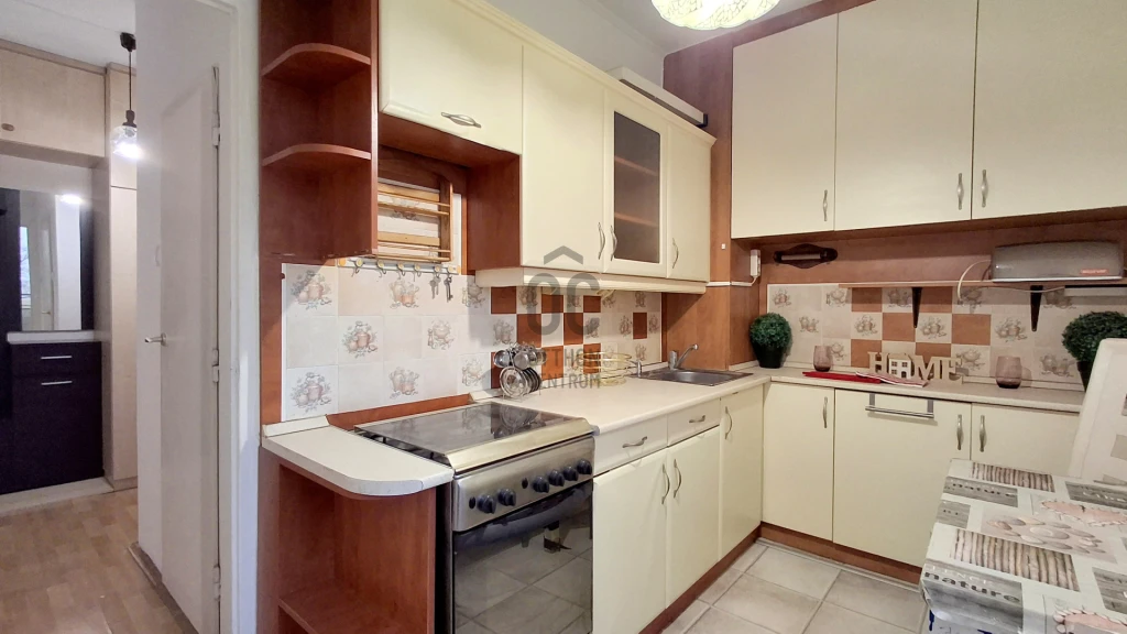 Eladó panellakás, Pécs, Uránváros