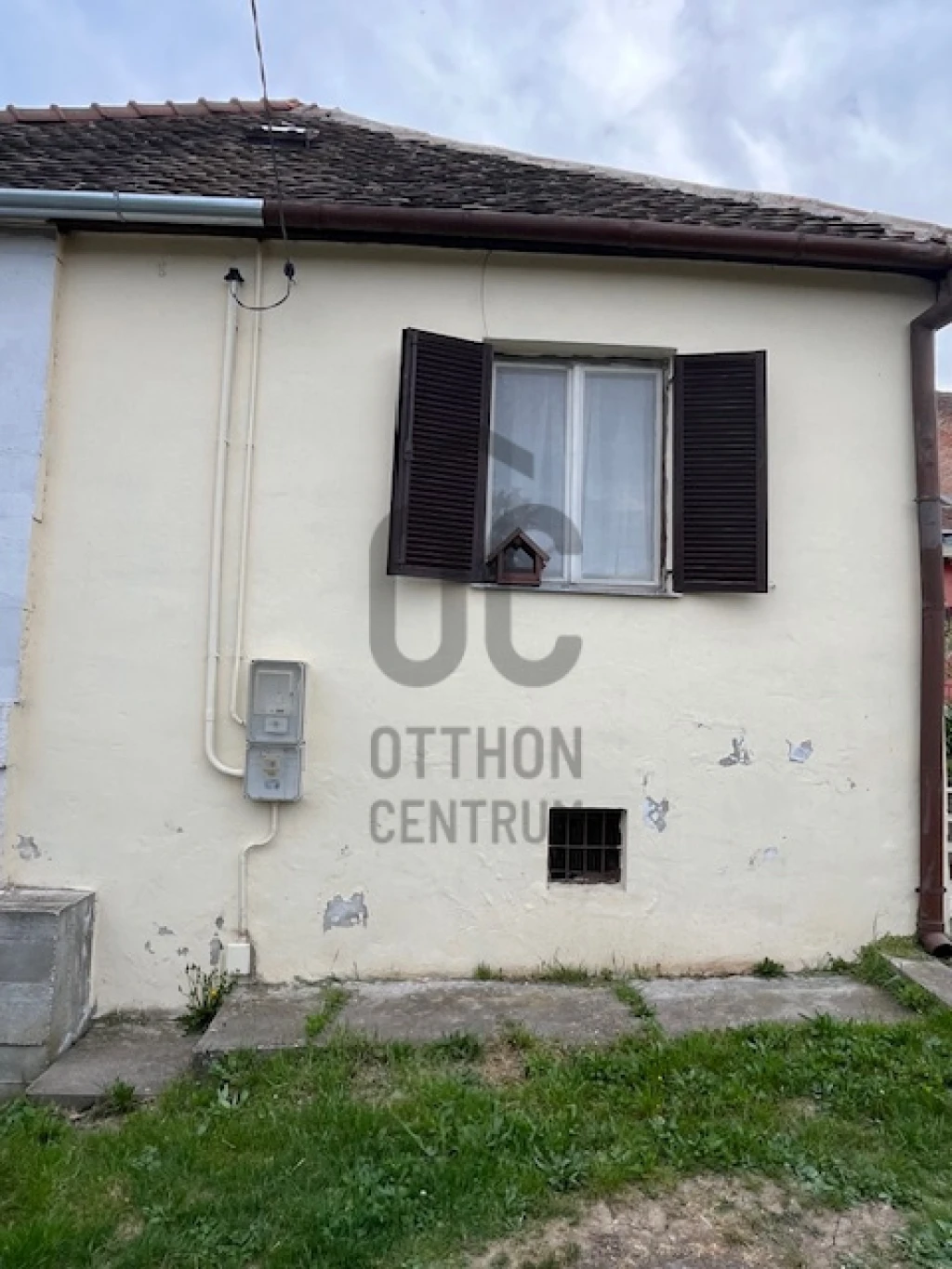 Eladó téglalakás, Pécs, Pécsbánya