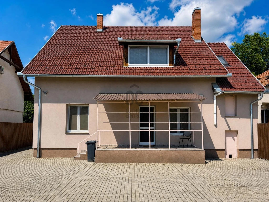 Eladó családi ház, Pécs, Kertváros, Móra Ferenc utca
