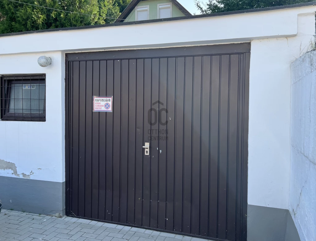 For sale detached garage, Szekszárd, Felsőváros